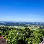 Familienappartement Marianne Mit Pool Und Sauna Freyung