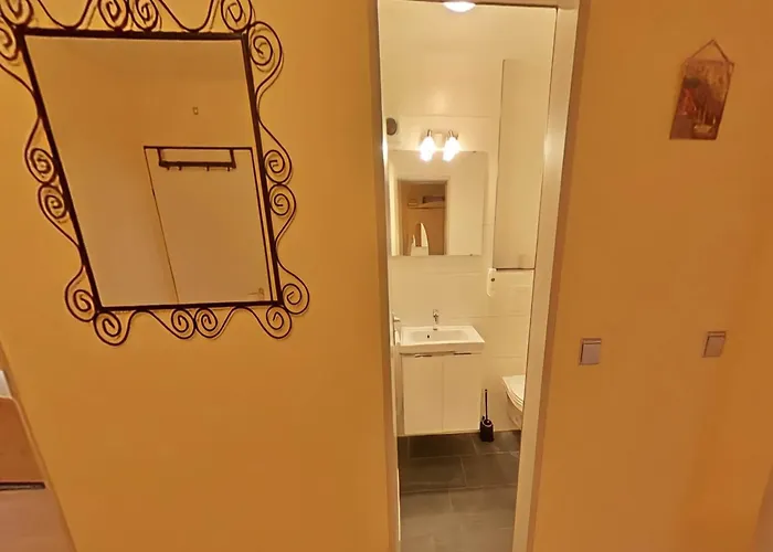公寓 Familienappartement Marianne Mit Pool Und Sauna 弗赖翁