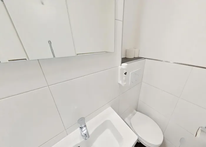 公寓 Familienappartement Marianne Mit Pool Und Sauna 弗赖翁